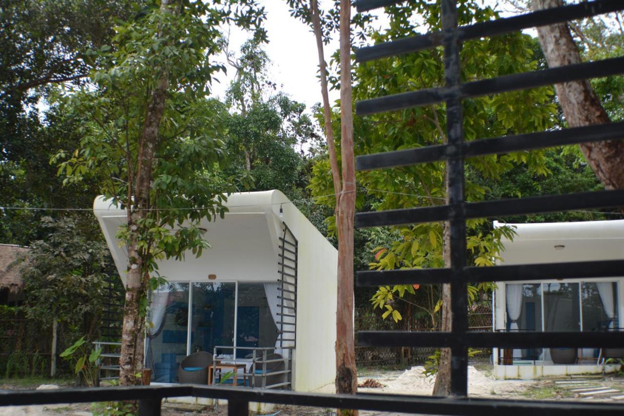 เดอะไปป์ รีสอร์ต Hotel เกาะรงสำลน ภายนอก รูปภาพ